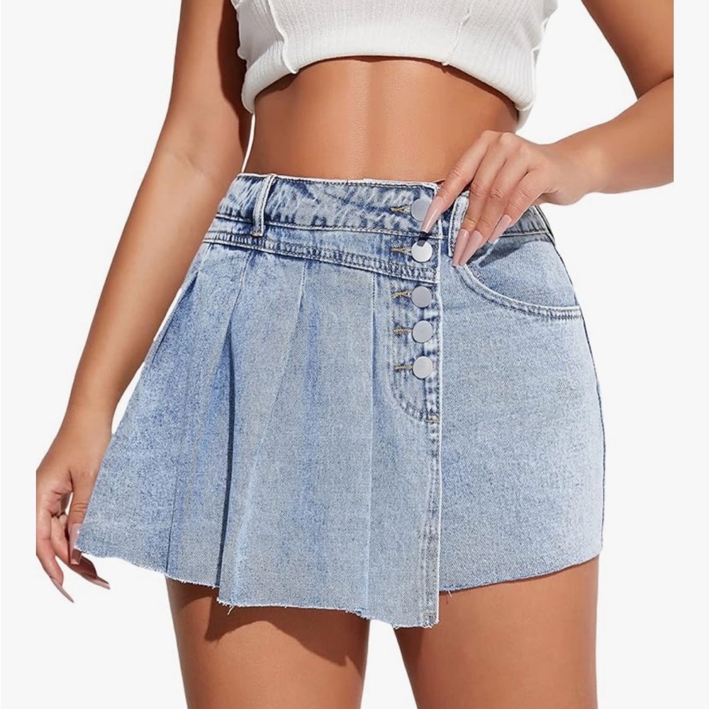 Cloud Ten denim shorts pleated size medium